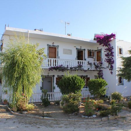 Nikolas House أريلاز المظهر الخارجي الصورة