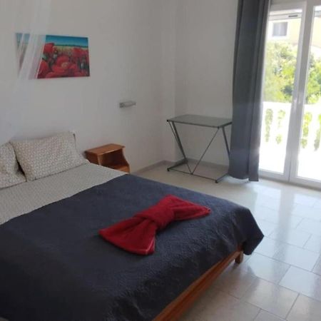 Nikolas House أريلاز المظهر الخارجي الصورة