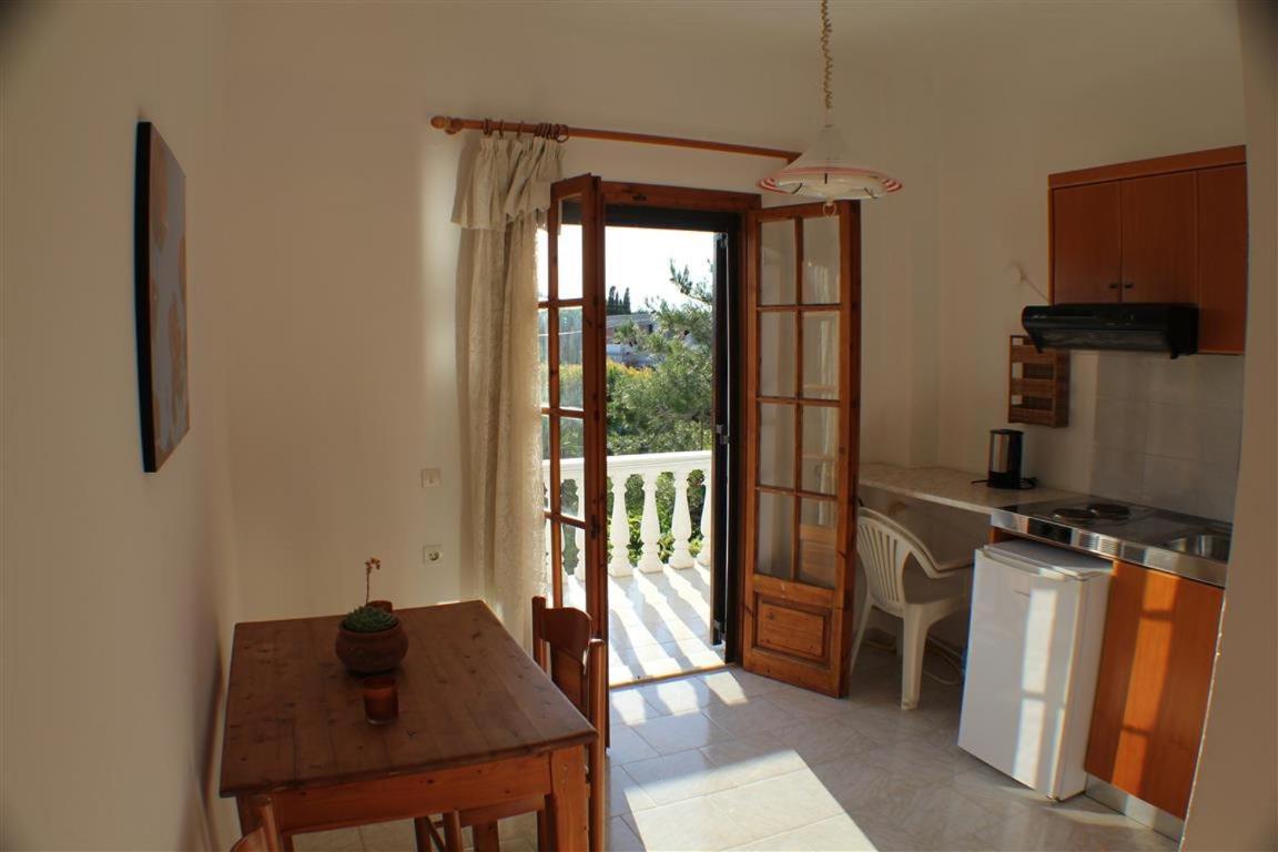 Nikolas House أريلاز المظهر الخارجي الصورة