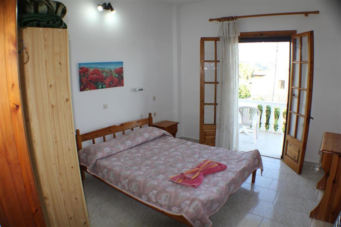Nikolas House أريلاز المظهر الخارجي الصورة