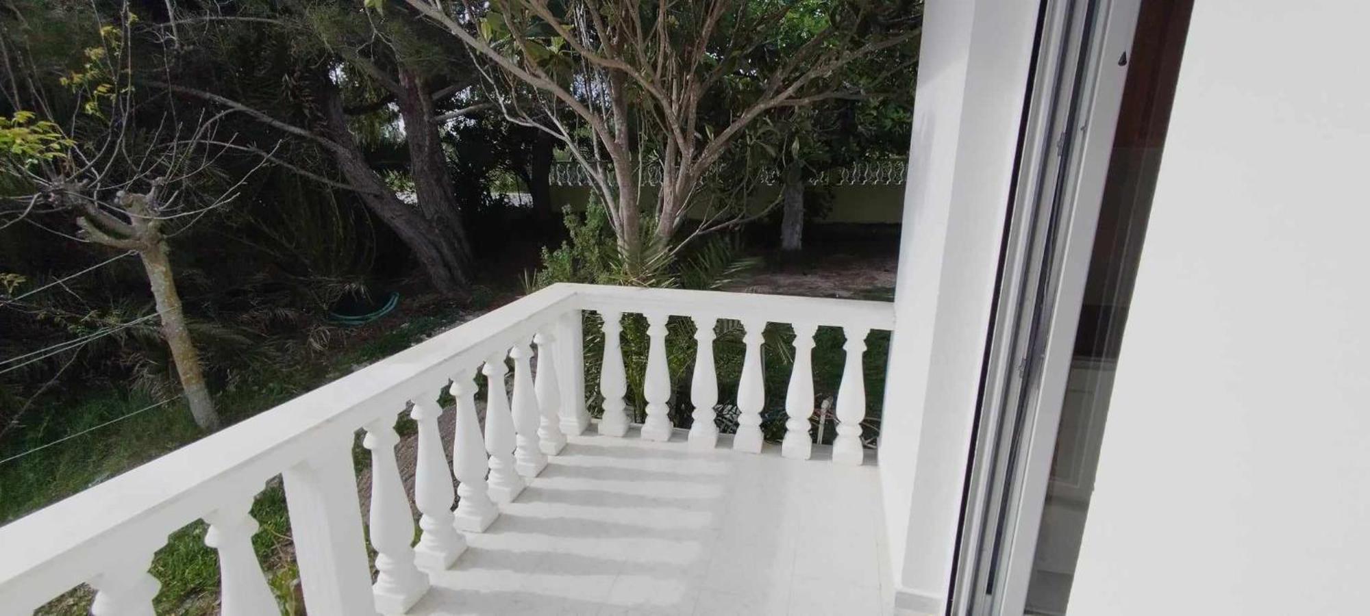 Nikolas House أريلاز المظهر الخارجي الصورة